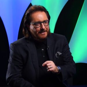 Scott McKain on stage